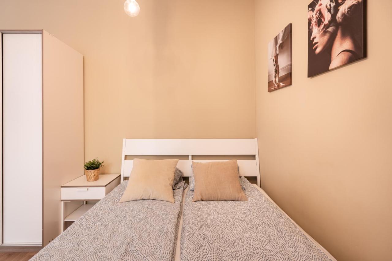 D71- Boutique Apartments, Best Location, by BQA Budapest Extérieur photo